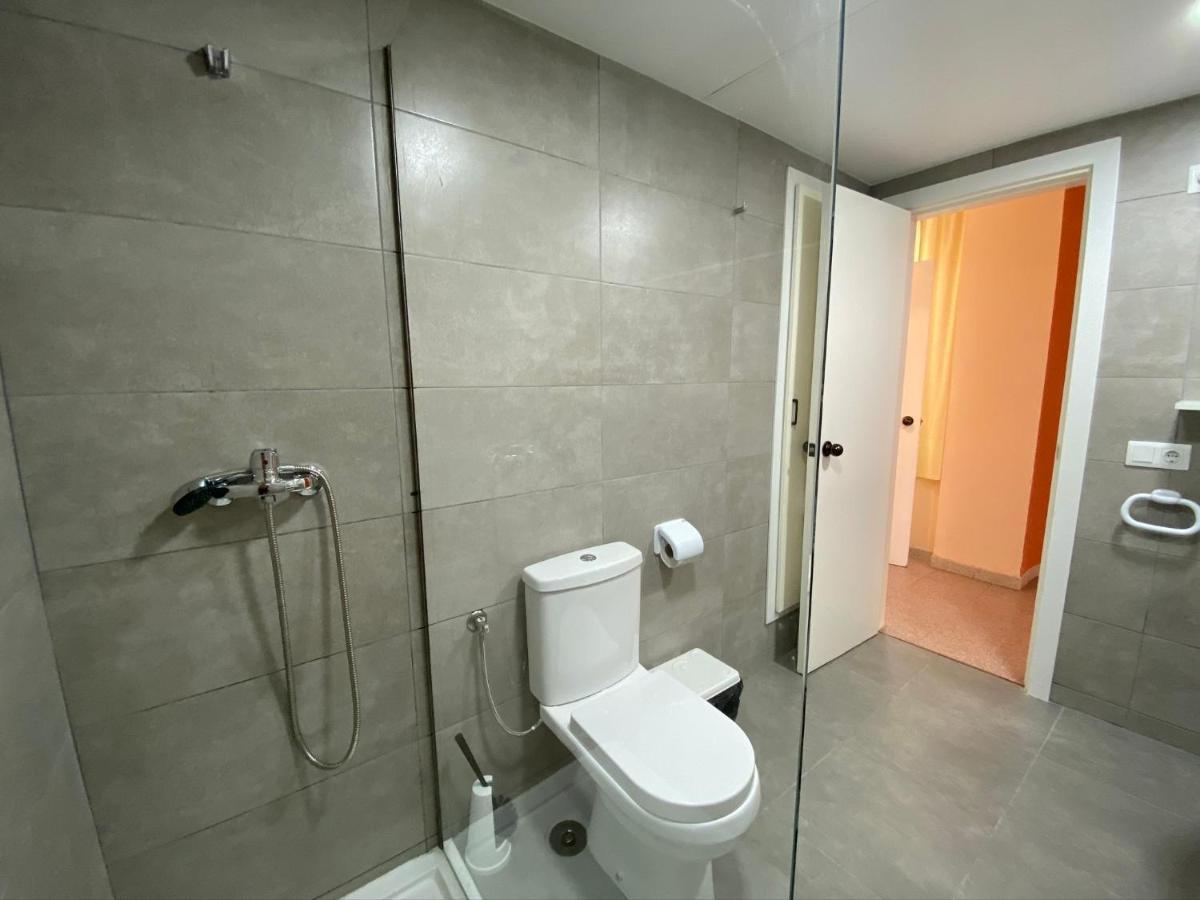 La Dorada Apartment Салоу Екстериор снимка